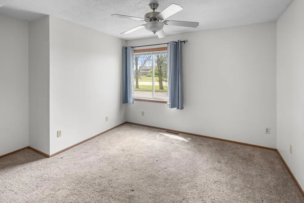 4457 Westdel Road Farmington, MN 55024