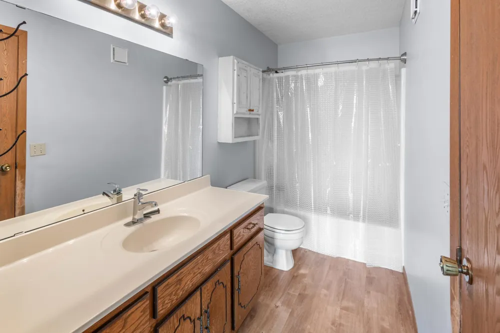 4457 Westdel Road Farmington, MN 55024