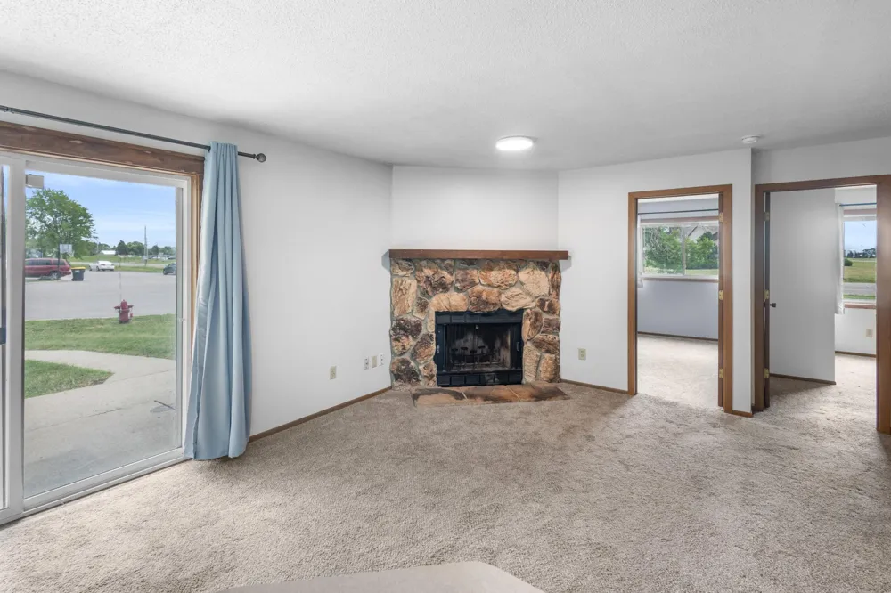 4457 Westdel Road Farmington, MN 55024