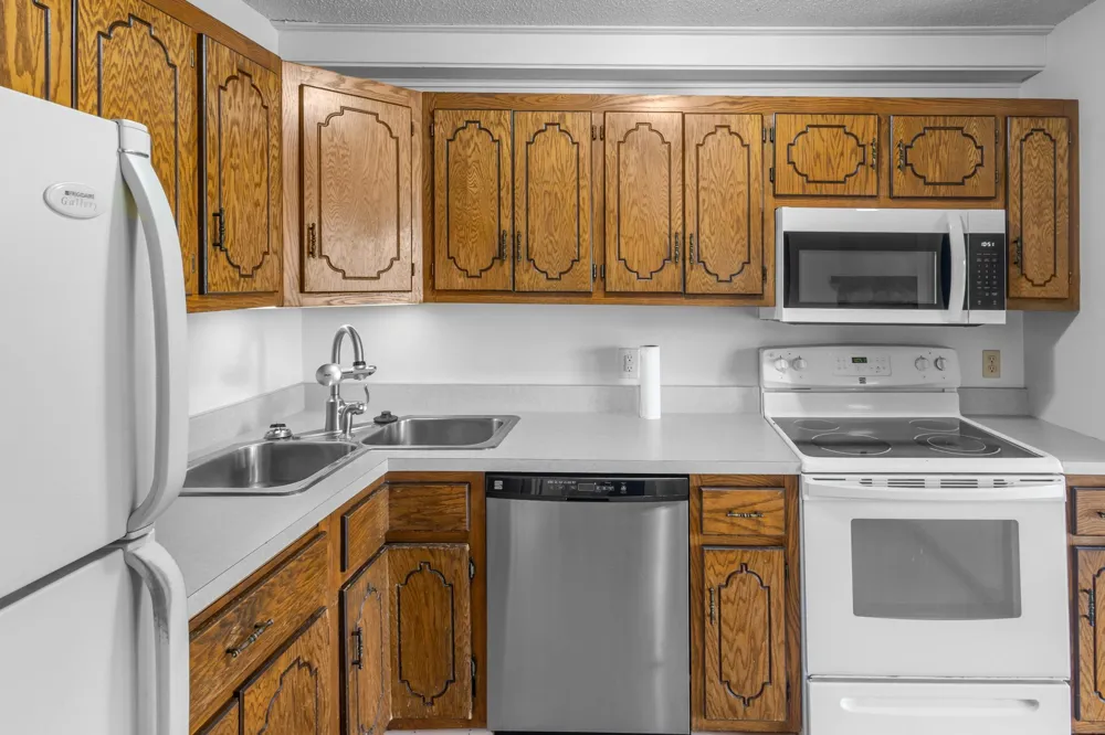 4457 Westdel Road Farmington, MN 55024