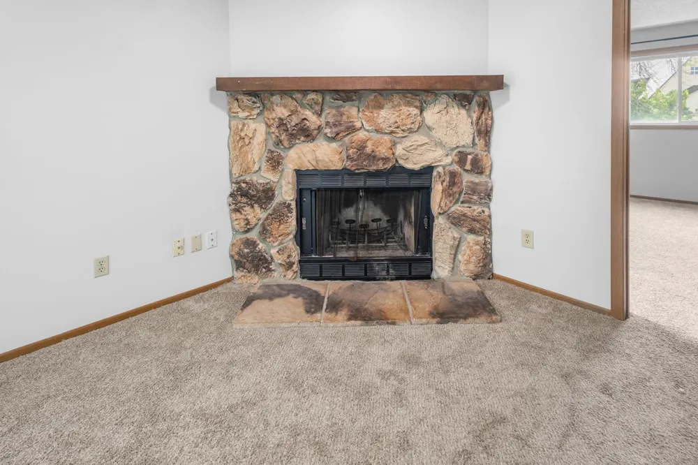 4457 Westdel Road Farmington, MN 55024