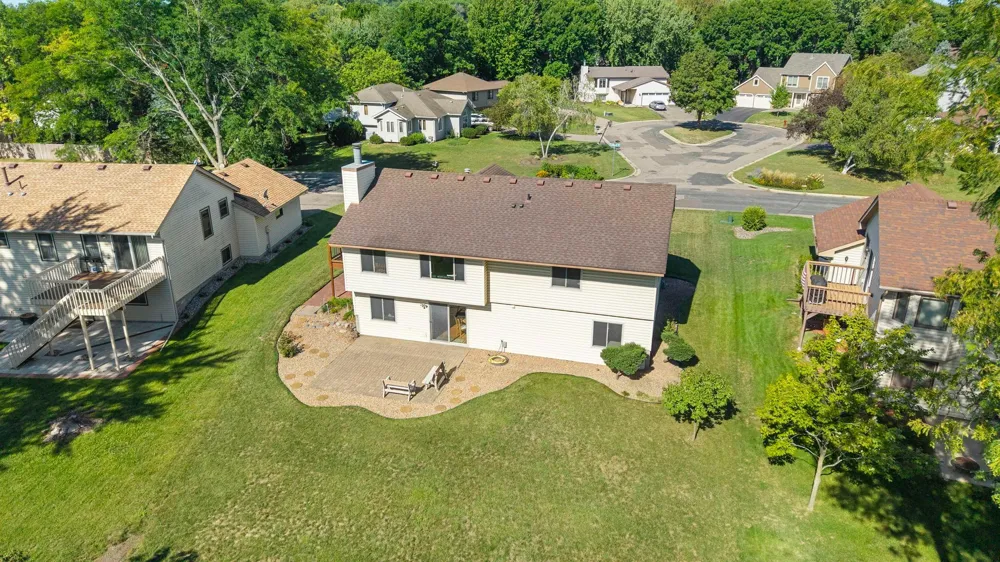 1013 Rushmore Drive Burnsville, MN 55306