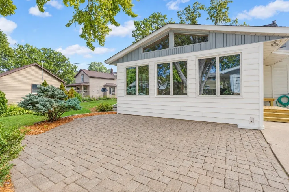 404 15th Street W Hastings, MN 55033