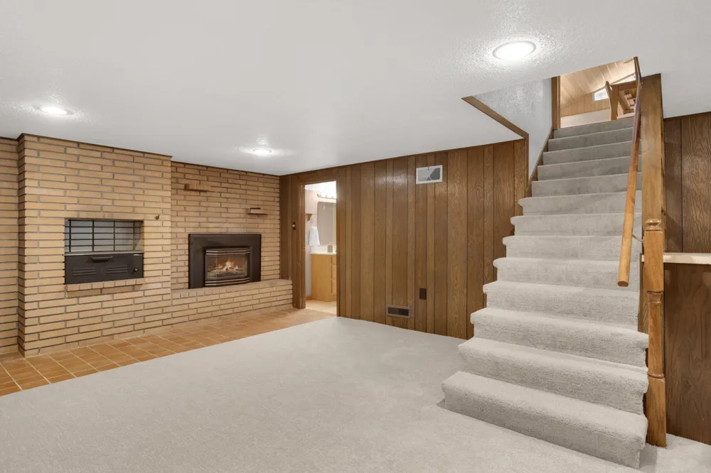 404 15th Street W Hastings, MN 55033
