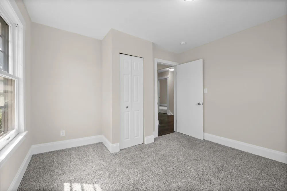 892 Marshall Avenue Saint Paul, MN 55104