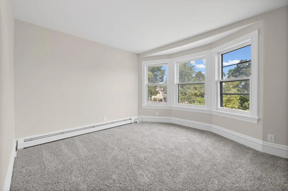 892 Marshall Avenue Saint Paul, MN 55104