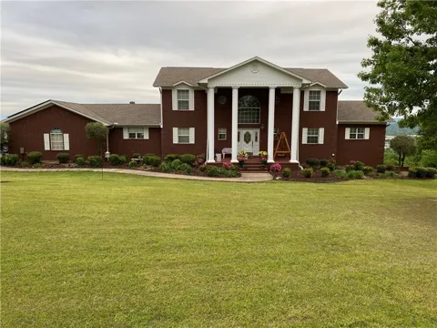 3 Bluff Drive