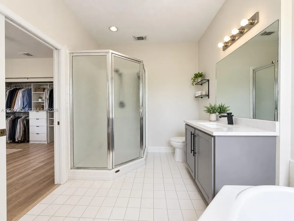 2913 S Greenleaf Cir Boynton Beach, FL 33426