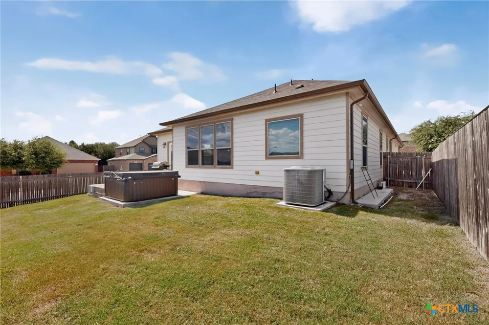 5801 Parma Round Rock, TX 78665