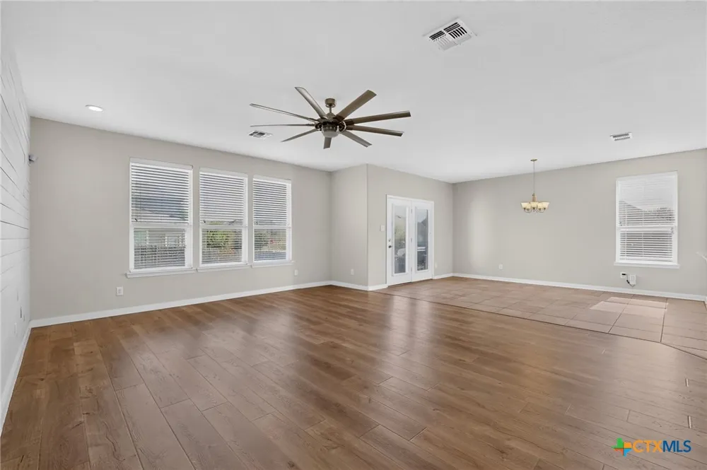 5801 Parma Round Rock, TX 78665