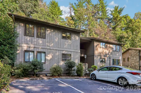 53 Lake Drive #03