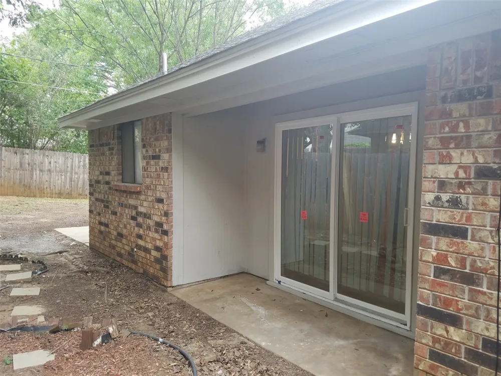 5737 STERLING GREEN TRAIL Arlington, TX 76017