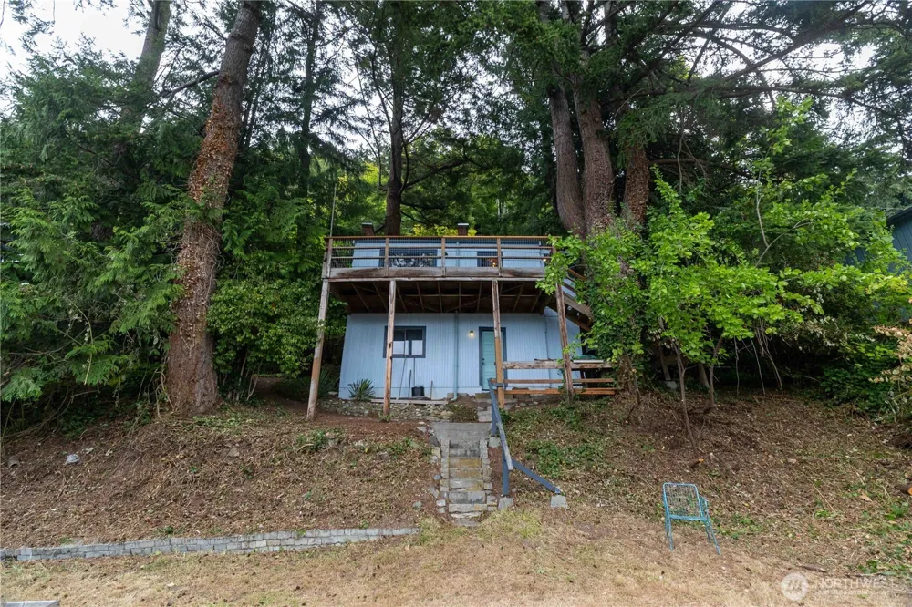 1083 Chuckanut Drive Bellingham, WA 98229