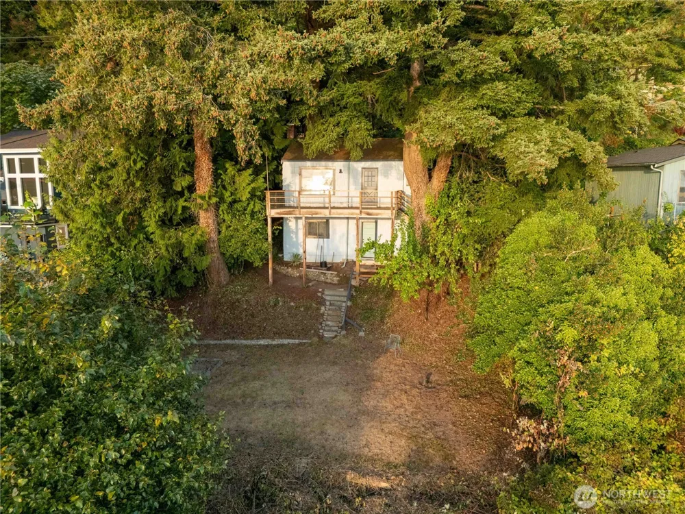 1083 Chuckanut Drive Bellingham, WA 98229