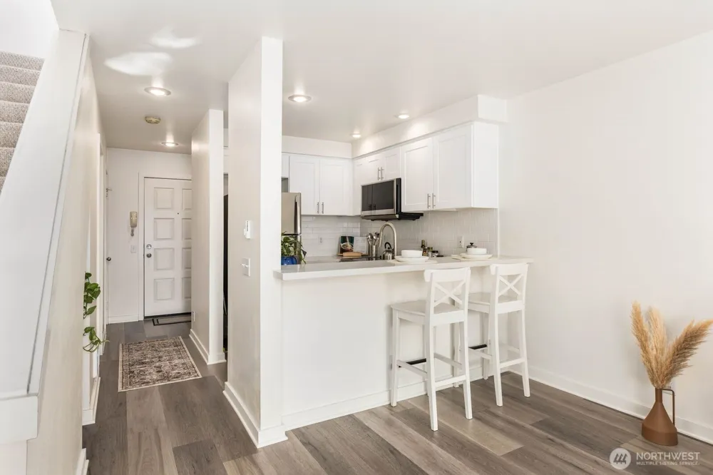 10237 SE 3rd Street #5 Bellevue, WA 98004