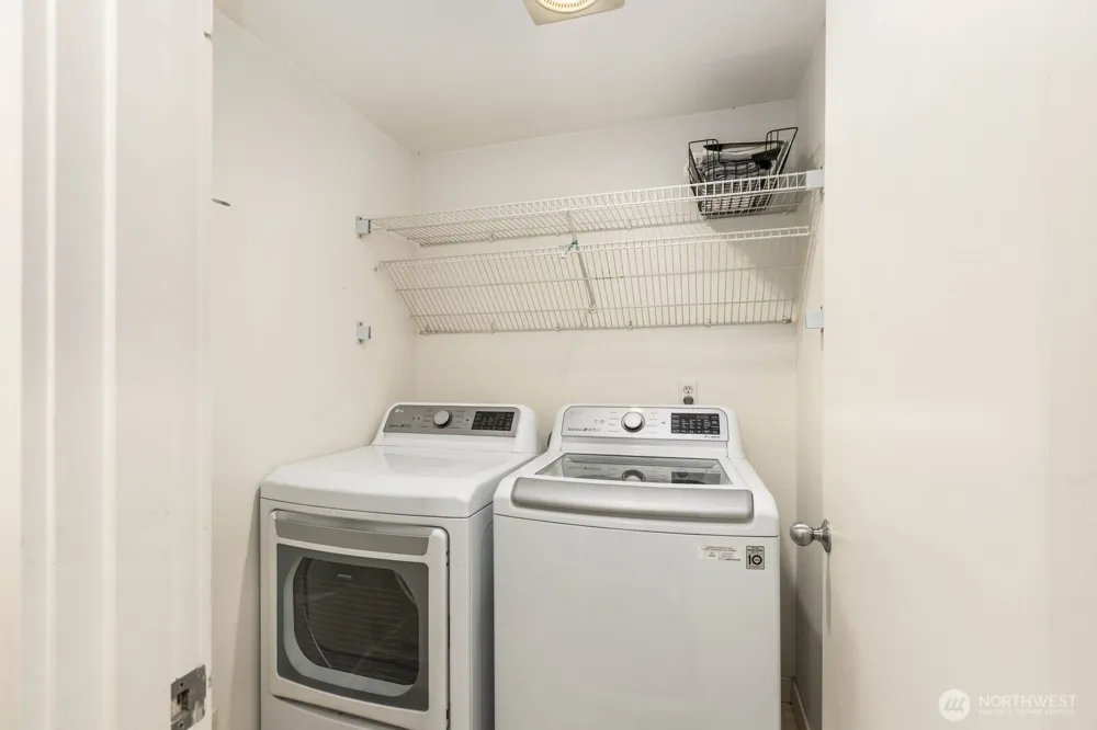 10237 SE 3rd Street #5 Bellevue, WA 98004