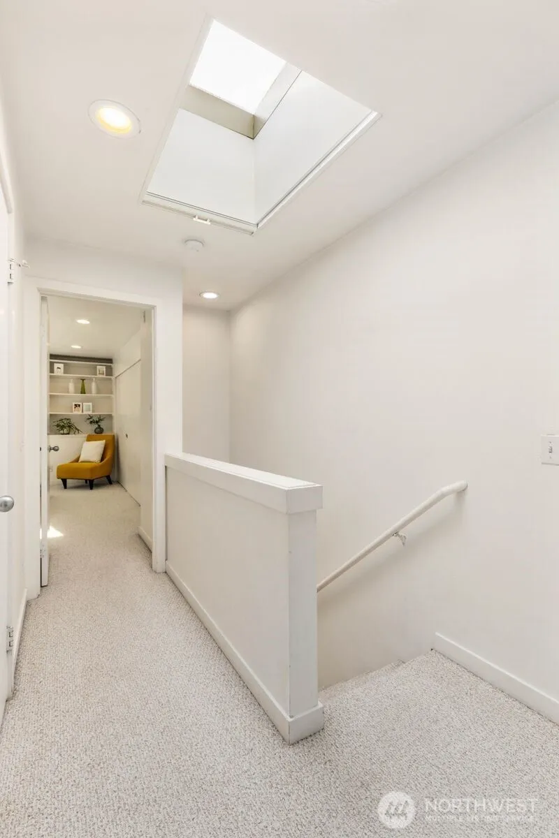 10237 SE 3rd Street #5 Bellevue, WA 98004