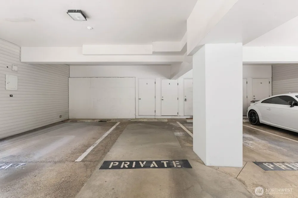 10237 SE 3rd Street #5 Bellevue, WA 98004