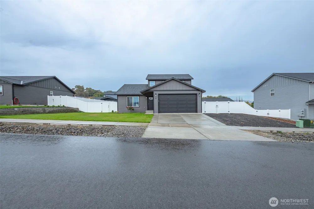 161 Berryman Way Malaga, WA 98828