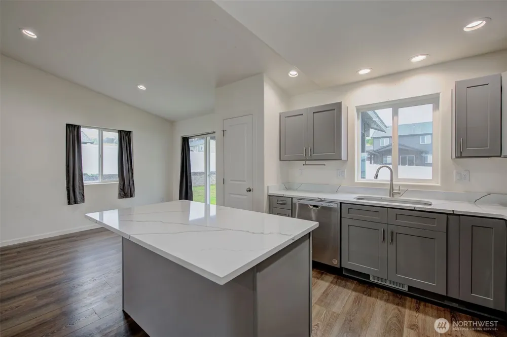 161 Berryman Way Malaga, WA 98828