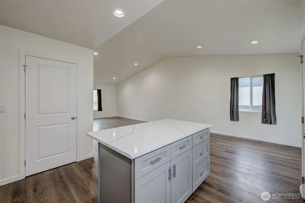 161 Berryman Way Malaga, WA 98828