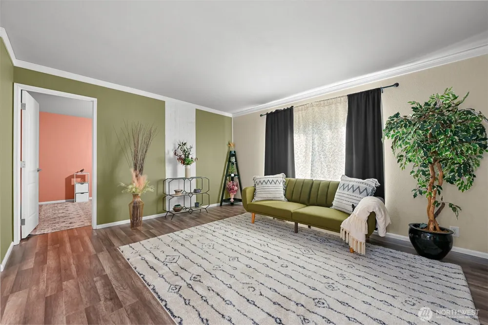6236 Azure Way Maple Falls, WA 98266