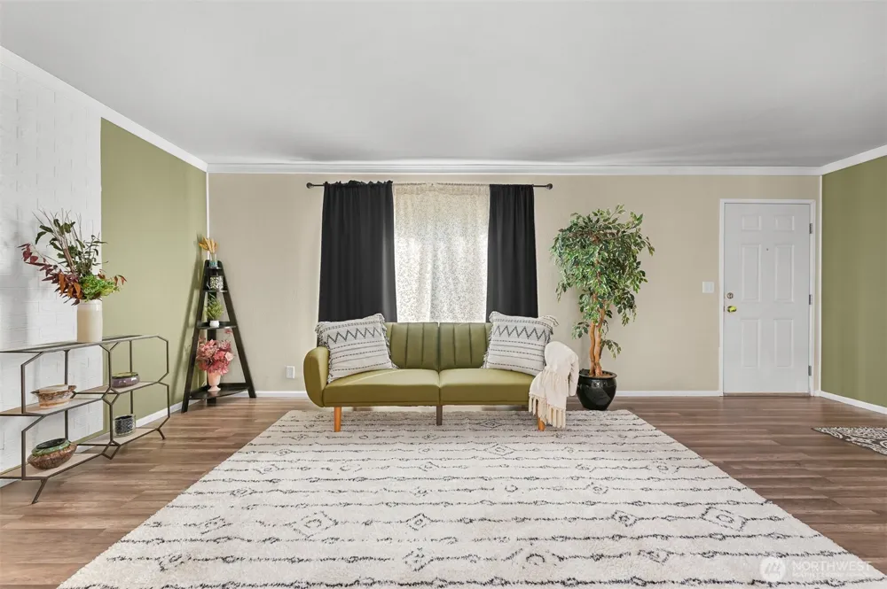 6236 Azure Way Maple Falls, WA 98266