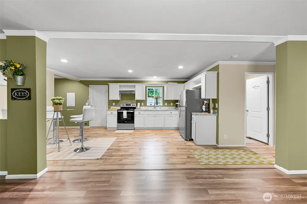 6236 Azure Way Maple Falls, WA 98266