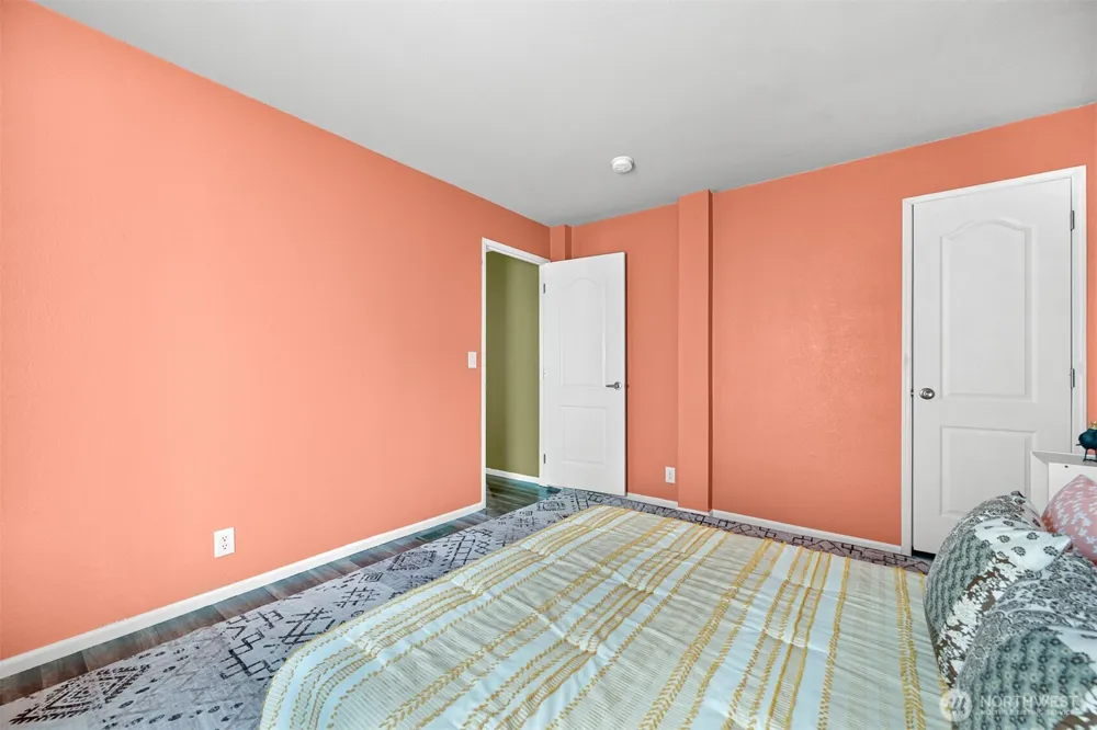 6236 Azure Way Maple Falls, WA 98266