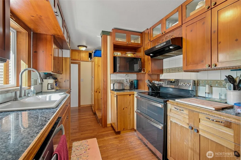 4808 Glenwood Avenue Everett, WA 98203