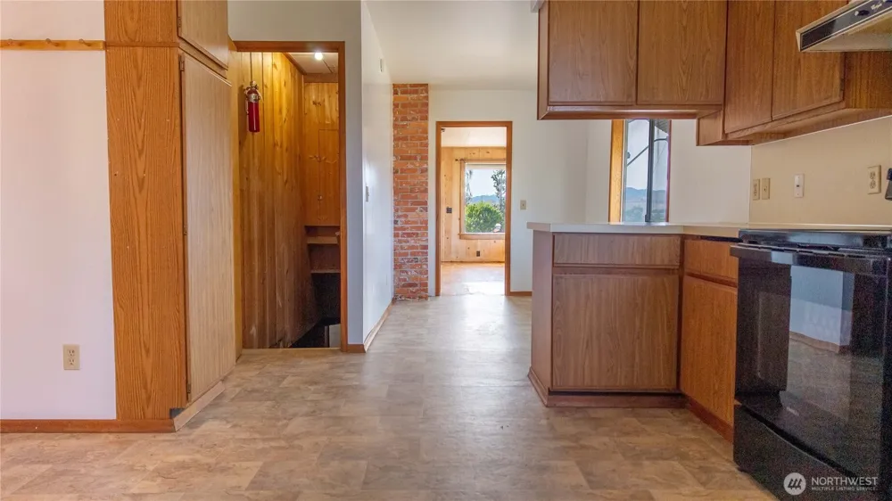 121 SW State St Tonasket, WA 98855