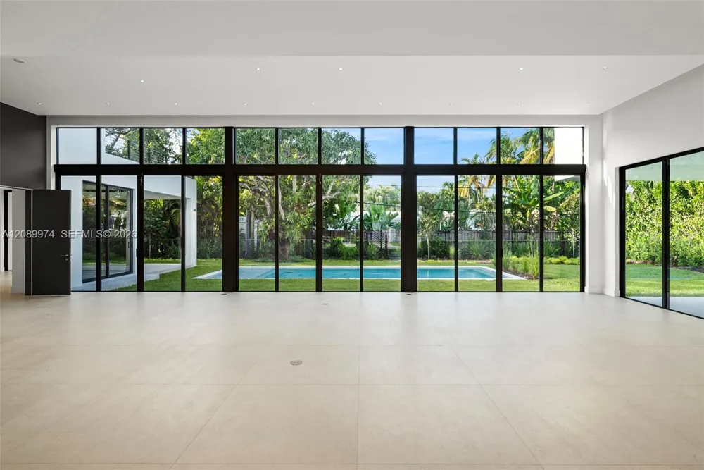 5921 SW 84th St South Miami, FL 33143