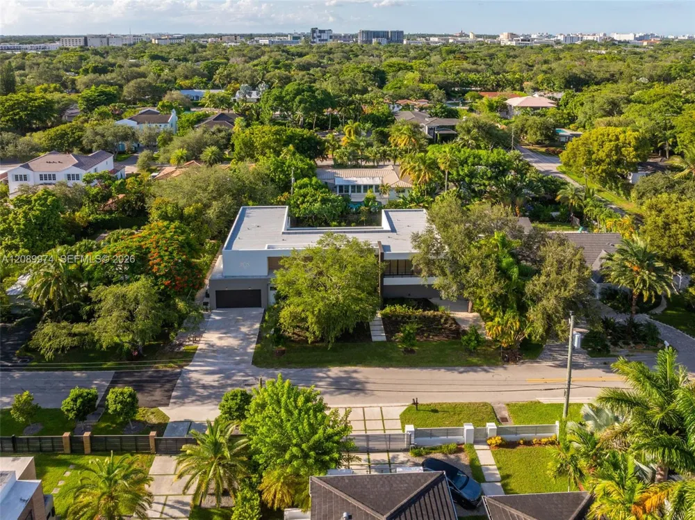 5921 SW 84th St South Miami, FL 33143