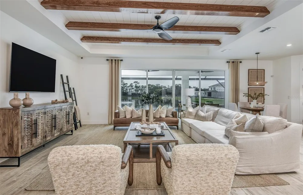 9813 AUTUMN RIDGE AVENUE Riverview, FL 33578