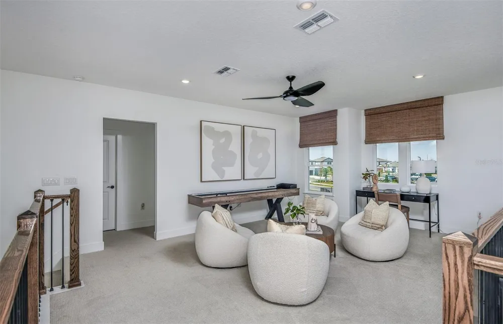9813 AUTUMN RIDGE AVENUE Riverview, FL 33578