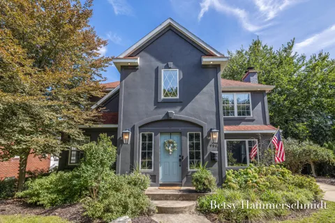 950 Bellclaire Avenue SE