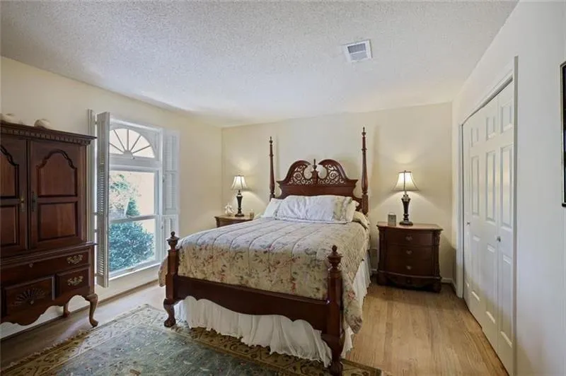 175 Riverview Trail Roswell, GA 30075