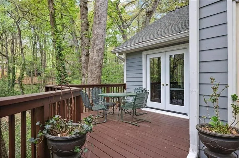 175 Riverview Trail Roswell, GA 30075