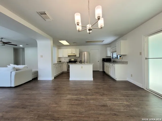 13838 WONDERING OAK San Antonio, TX 78247