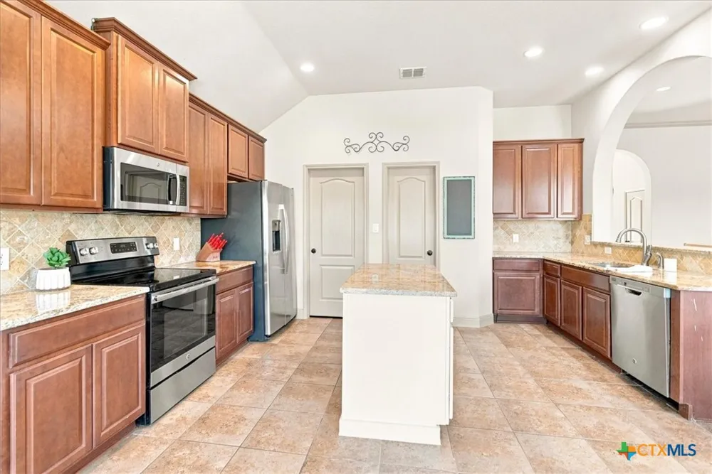 18 Indian Princess Wimberley, TX 78676