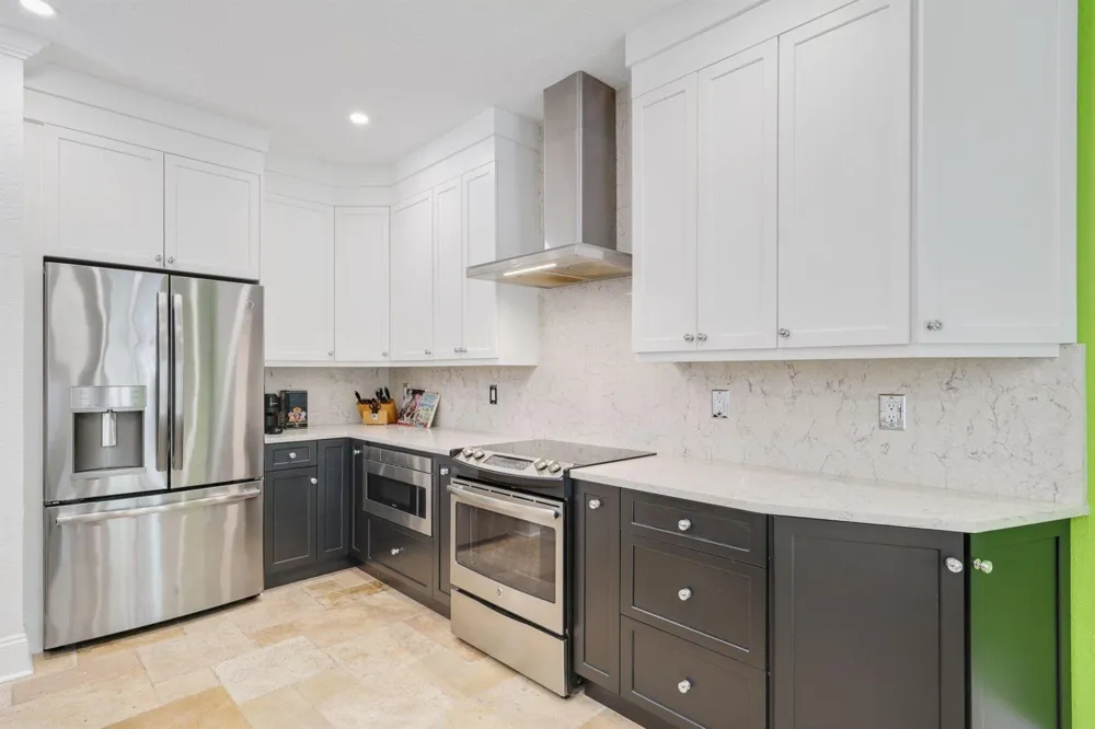 795 Andrews Avenue Delray Beach, FL 33483