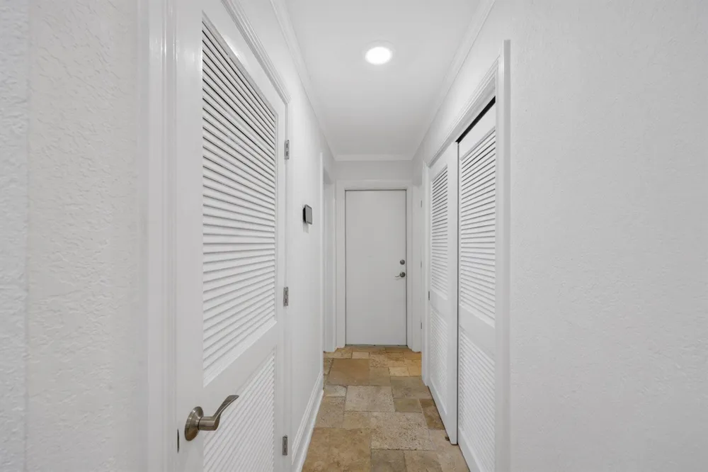 795 Andrews Avenue Delray Beach, FL 33483