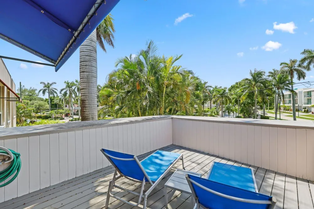795 Andrews Avenue Delray Beach, FL 33483
