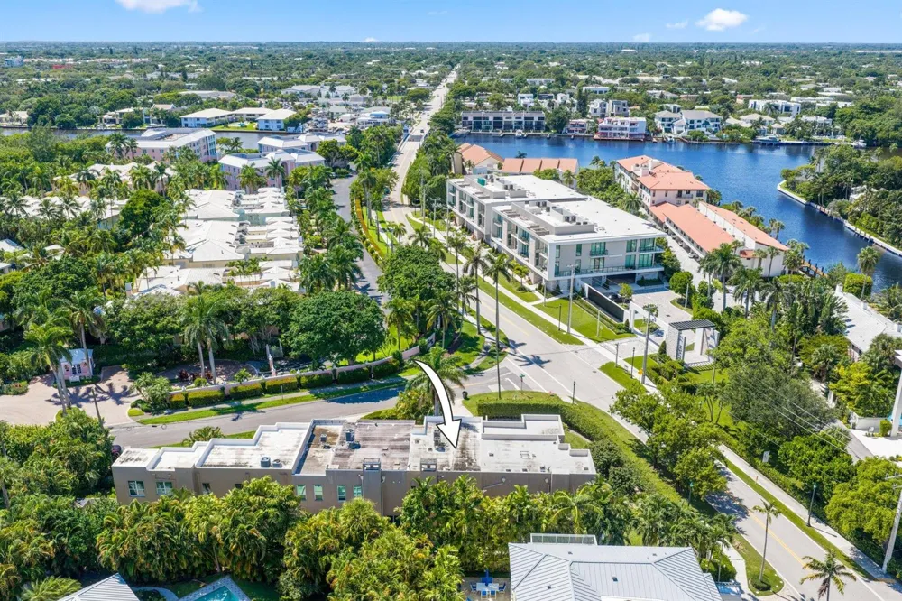 795 Andrews Avenue Delray Beach, FL 33483