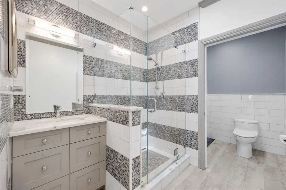 795 Andrews Avenue Delray Beach, FL 33483