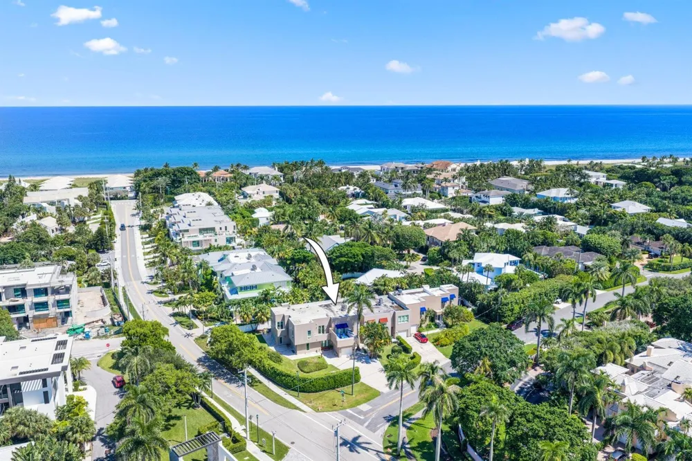 795 Andrews Avenue Delray Beach, FL 33483