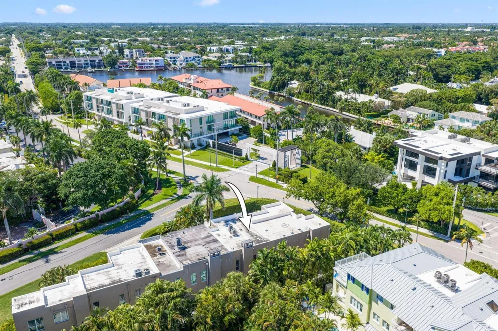 795 Andrews Avenue Delray Beach, FL 33483