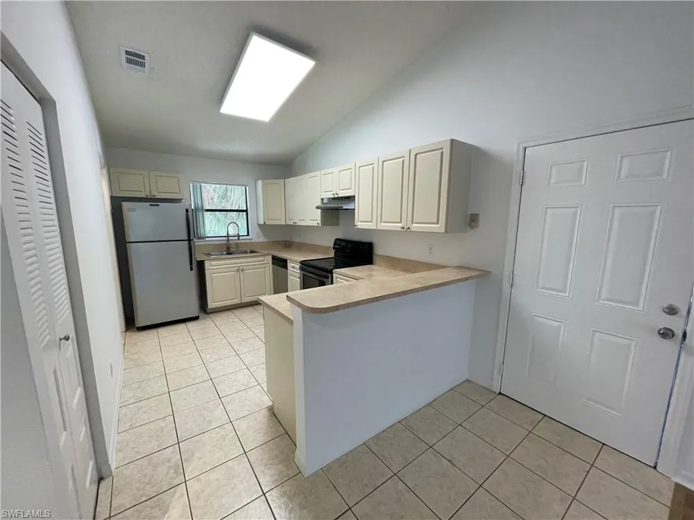 2178 Arbour Walk Circle #2324 Naples, FL 34109
