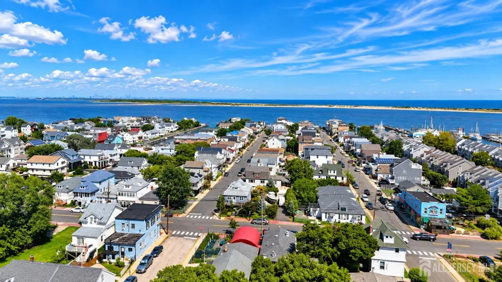 255 Shore Drive #10 Highlands, NJ 07732