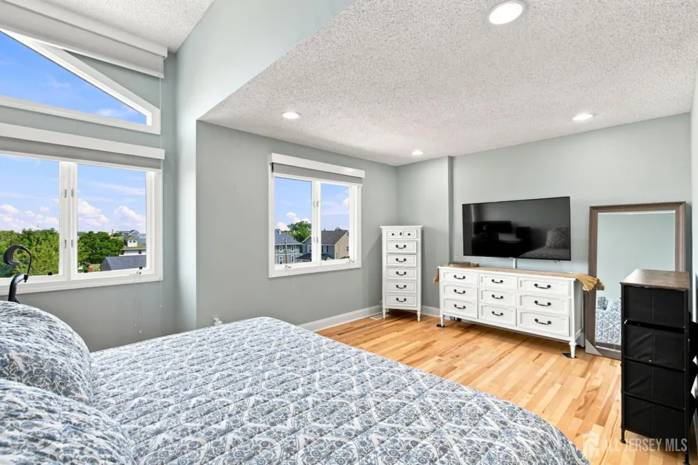 255 Shore Drive #10 Highlands, NJ 07732